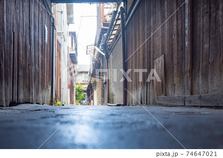 京都市東山区・中京区の路地を撮影 京都市東山区・中京区の路地を撮影 74647021