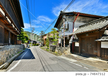 中山道 和田宿の町並み 中山道 和田宿の町並み 74647312
