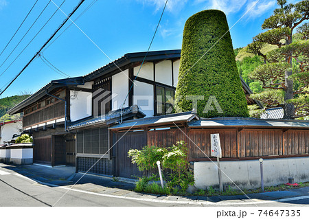 中山道 和田宿の町並み 中山道 和田宿の町並み 74647335