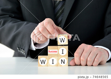 ビジネスイメージ―win-win 74648565