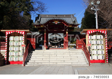 冬の秩父神社にて 冬の秩父神社にて 74650003