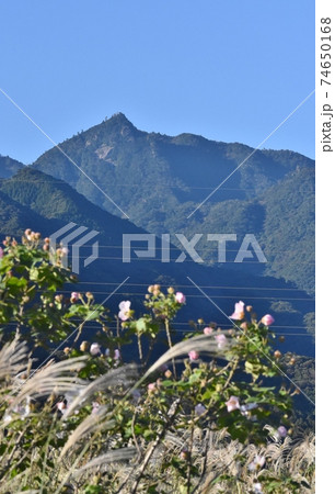 屋久島の山々 74650168