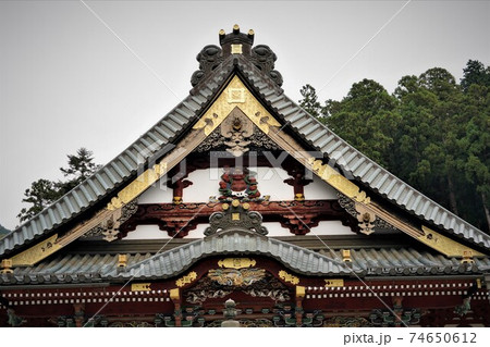 鎌倉時代に日蓮聖人によって開かれたお寺で日蓮宗の総本山です。(身延山久遠寺) 鎌倉時代に日蓮聖人によって開かれたお寺で日蓮宗の総本山です。(身延山久遠寺) 74650612