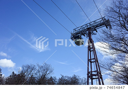 ロープウェイの支柱 74654847