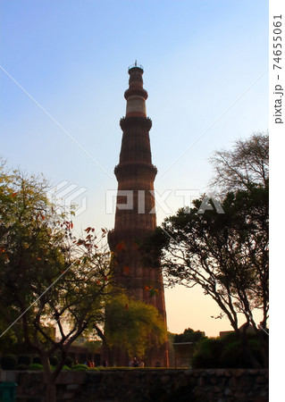 インド紀行　その2102　：　クトゥブ・ミナール 　その2102 74655061