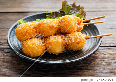 うずらの卵の串フライ 74657354