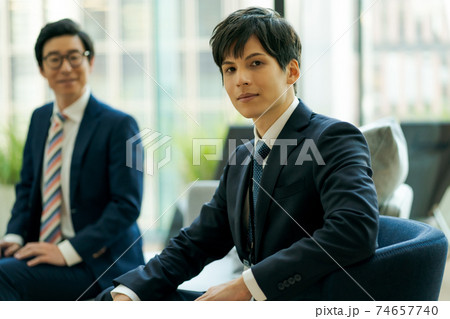 外資系ビジネスマン 外資系ビジネスマン 74657740