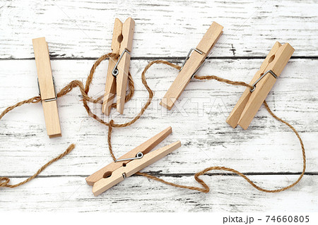 洗濯ばさみ 洗濯ばさみの写真素材 [74660805] - PIXTA