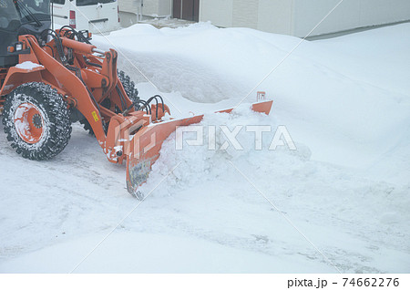 除雪作業 74662276