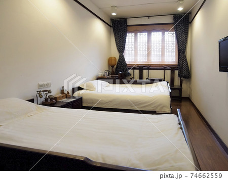 中国黄山市（屯渓）のホテル客室 / a room in Tunxi, Anhui, China 74662559