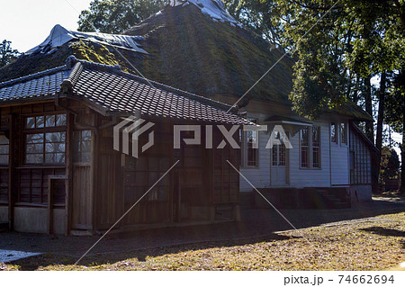 三里塚御料牧場記念館　貴賓室裏側の洋風建築 74662694