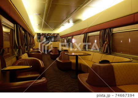 雄大なオーストラリアを体感する大陸横断鉄道インディアンパシフィック号 Indian Pacific の写真素材