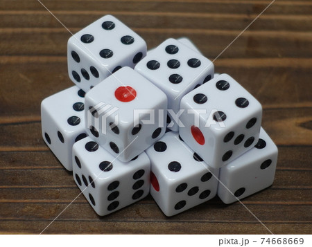 サイコロ(並べバージョン) 74668669