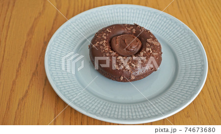 美味しいチョコレートドーナツ 美味しいチョコレートドーナツ 74673680