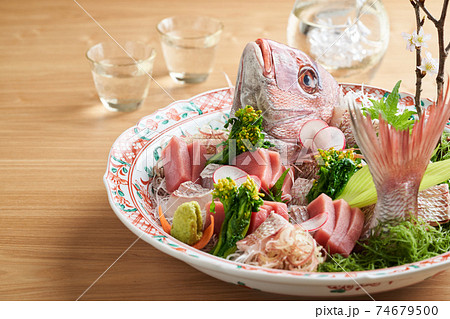 鯛の姿造り 74679500