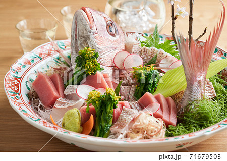 鯛の姿造り 74679503