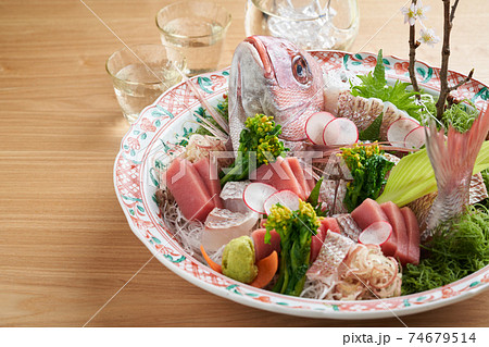 鯛の姿造り 74679514