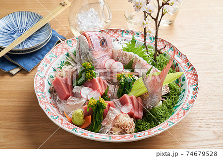 鯛の姿造り 74679528