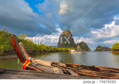 An island with an outstanding figure of Samed Nang Chee archipelago 74679583