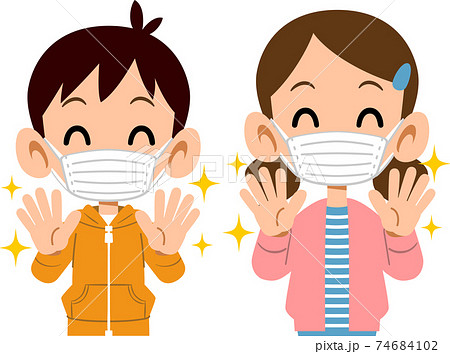 手洗いをしてマスクをつけた笑顔の姉弟の上半身 手洗いをしてマスクをつけた笑顔の姉弟の上半身 74684102