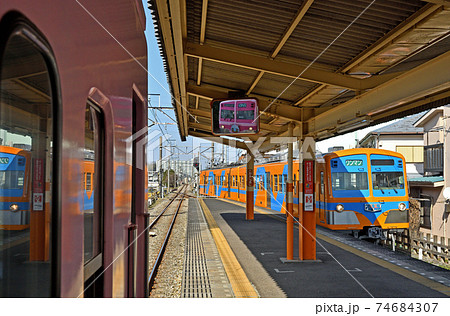 鉄道　私鉄：流鉄・流山線　小金城趾駅列車交換 74684307