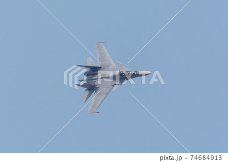 マレーシア空軍スホーイSu-30MKM低空飛行 74684913