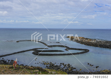 ビーチ 浜辺 渚 74691602