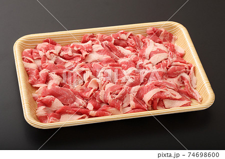 アメリカ産:ブラックアンガス牛バラ切り落とし アメリカ産:ブラックアンガス牛バラ切り落とし 74698600
