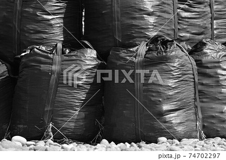 土嚢 74702297
