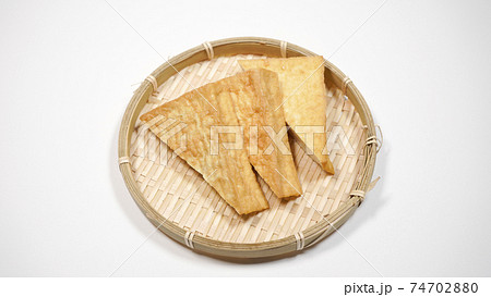 厚揚げ　白背景 74702880