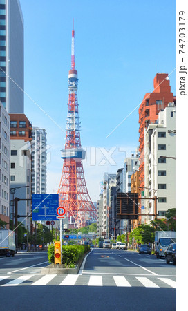 街中から見える東京タワー 街中から見える東京タワー 74703179