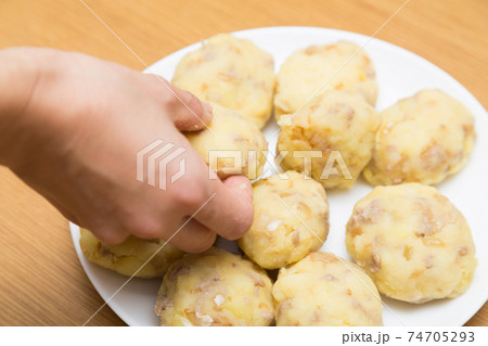 手作りコロッケ 手作りコロッケ 74705293