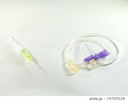 医療用の注射器,翼状針と留置針 74705529