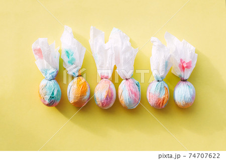 painting easter eggs 74707622
