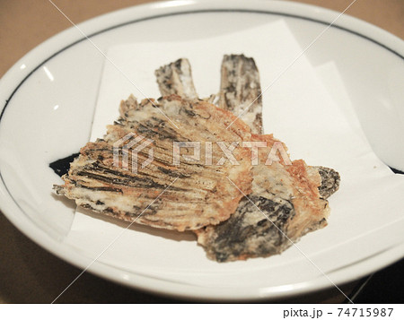 ふぐひれせんべい ふぐひれせんべい 74715987