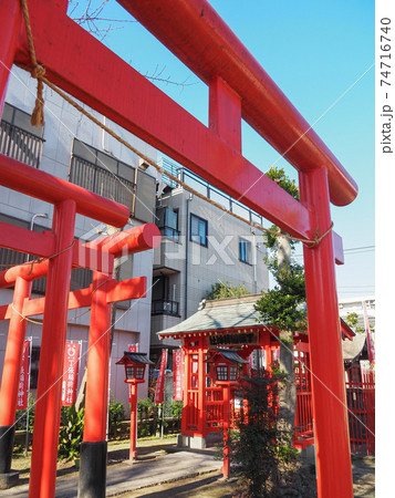 埼玉県蕨市・丁張稲荷神社 74716740