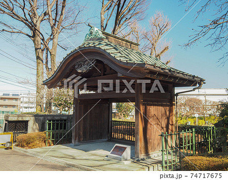 中山道板橋宿・新藤楼玄関 中山道板橋宿・新藤楼玄関 74717675
