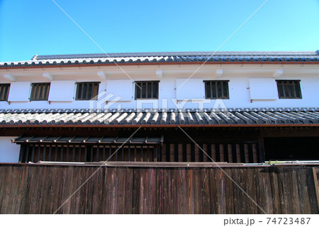 【重要伝統的建造物群保存地区】倉敷川畔 倉敷美観地区 白壁の建物 岡山県倉敷市 【重要伝統的建造物群保存地区】倉敷川畔 倉敷美観地区 白壁の建物 岡山県倉敷市 74723487