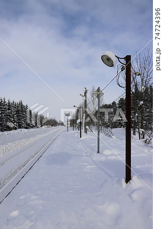 北海道　剣淵　JR宗谷本線東六線駅 74724396