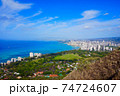 ハワイ　ダイヤモンドヘッドの頂上からの景色 74724607