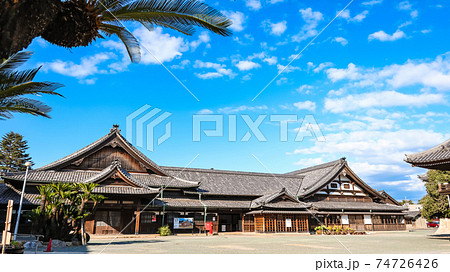 日本三大稲荷のひとつ、豊川稲荷〈愛知県豊川市〉 74726426