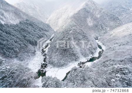 祖谷ひの字渓谷冬景色 74732868