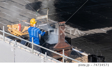 アスファルト防水工事　アスファルト溶融 74734571