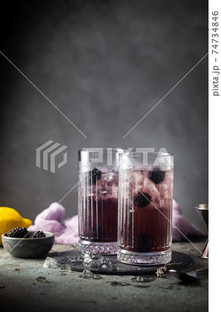 Blackberry Lemonade with ice 74734846