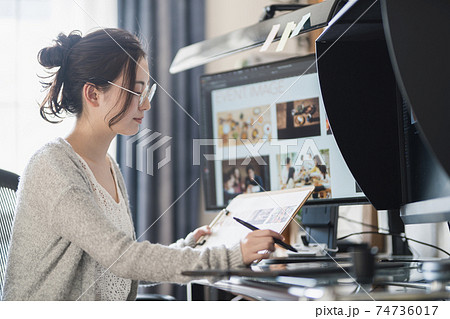 在宅デザイナー 74736017