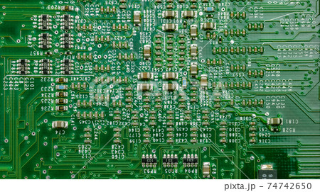 コンピューターの複雑な電子回路 コンピューターの複雑な電子回路 74742650
