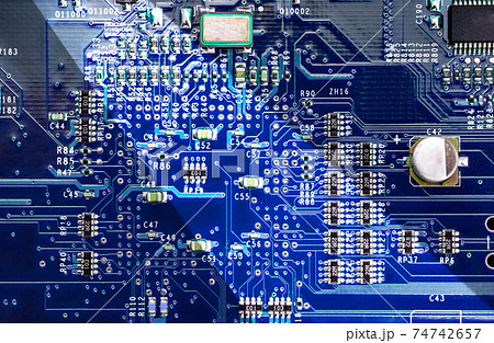 コンピューターの複雑な電子回路 74742657