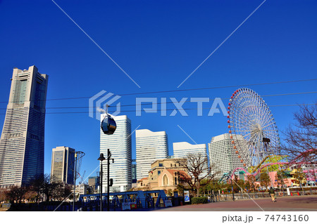 みなとみらい風景と日本初常設都市型ロープウェイ・ヨコハマ・エア・キャビン みなとみらい風景と日本初常設都市型ロープウェイ・ヨコハマ・エア・キャビン 74743160