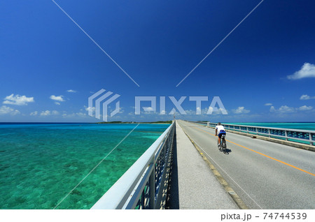 夏の沖縄　宮古島サイクリング 74744539