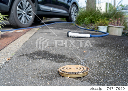 夏の洗車イメージの写真素材